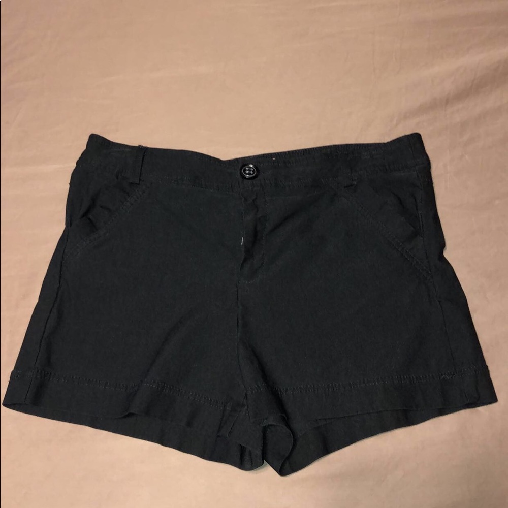summertime black shorts🥰